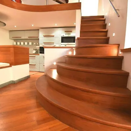 Open Space-loft With Terrace In Front Of The Beach Apartamento