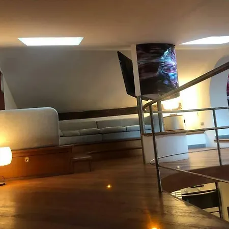 Open Space-loft With Terrace In Front Of The Beach Camogli